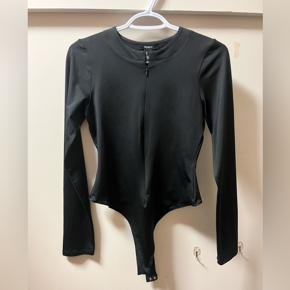 Black long sleeve bodysuit